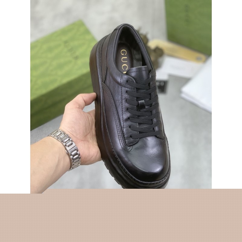 G*u*i leather shoes